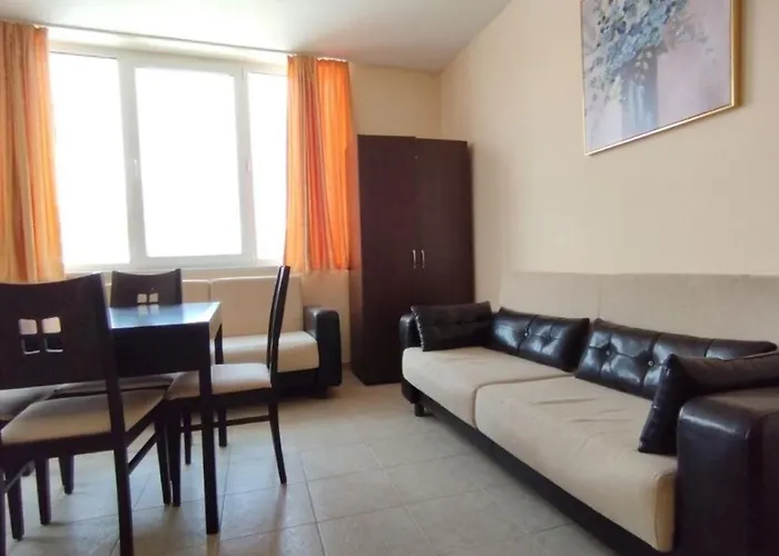 Apartament с одной спальней Carolina