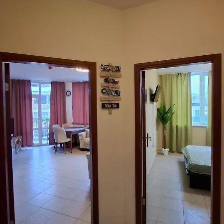 Apartment с одной спальней Carolina Sunny Beach